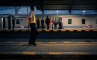 Persyaratan dan Tahap Seleksi Pramugari Kereta Api